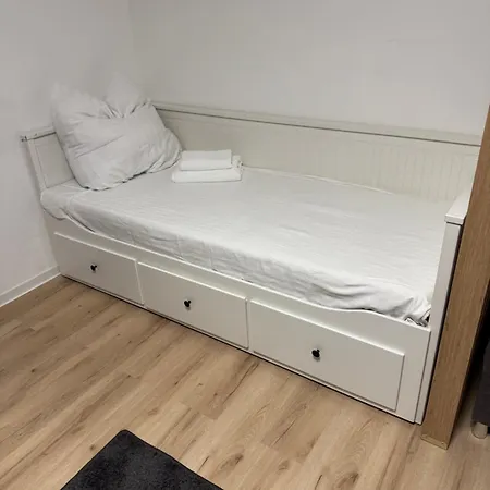 Modern Compact Near Frankfurt Apartamento *