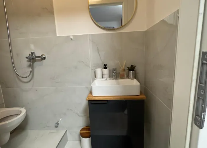 Modern Compact Near Frankfurt Apartamento Karben